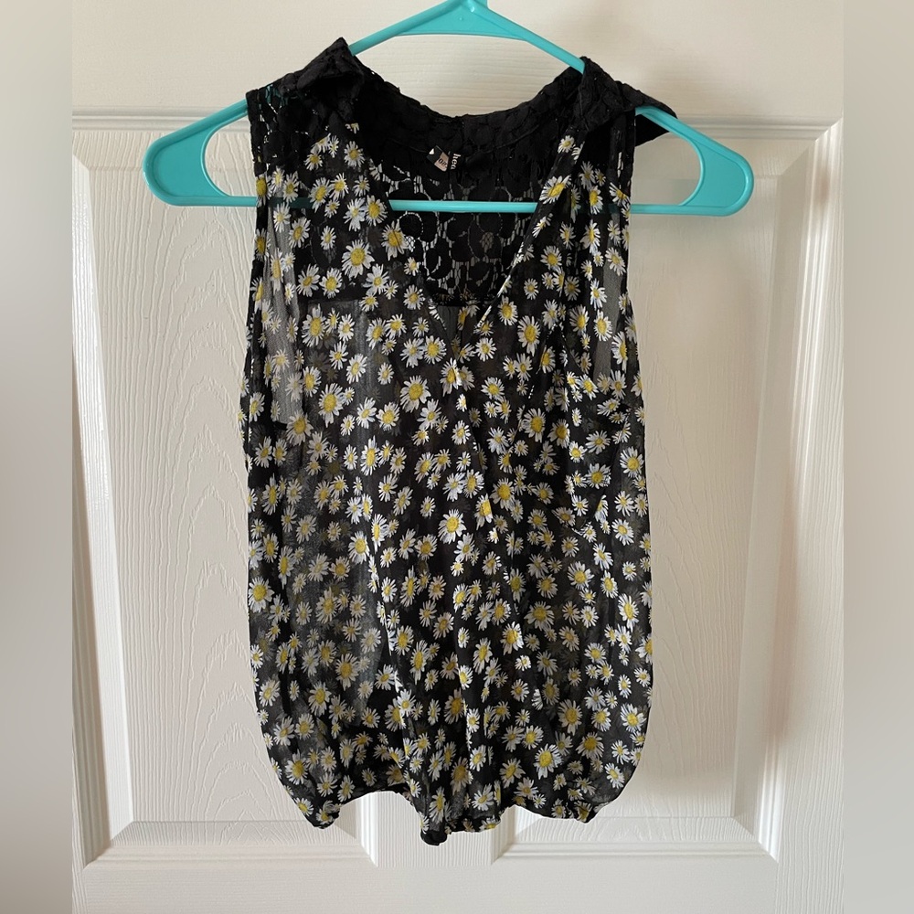 KOHLS - Heart soul - Floral Top - XS